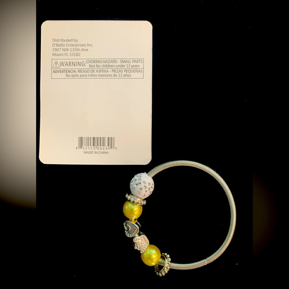 D’ Bello bracelet NWT yellow beads / cream beads silver wire bracelet brand new